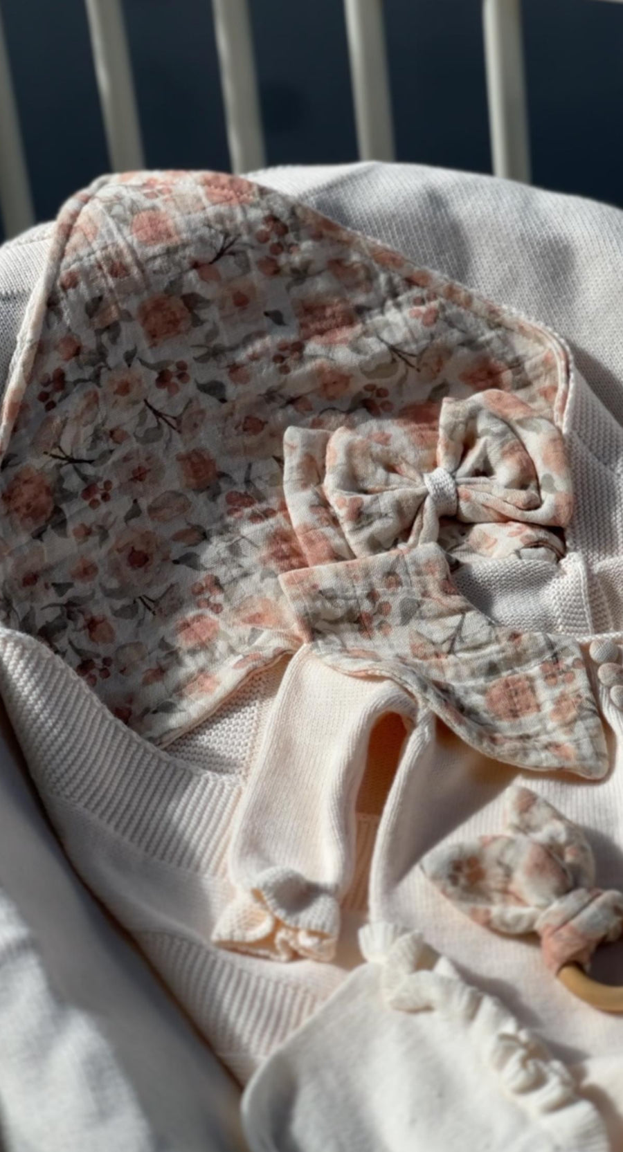 MAXI Baby Newborn 6 Teilig Strickset - Vintage - Musselindetail - Creme