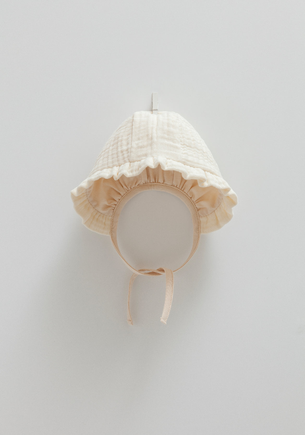 Baby Mütze Rüschen
Musselin
Baby Mütze Musselin mit Rüschen Ecru 0-9 Mon.