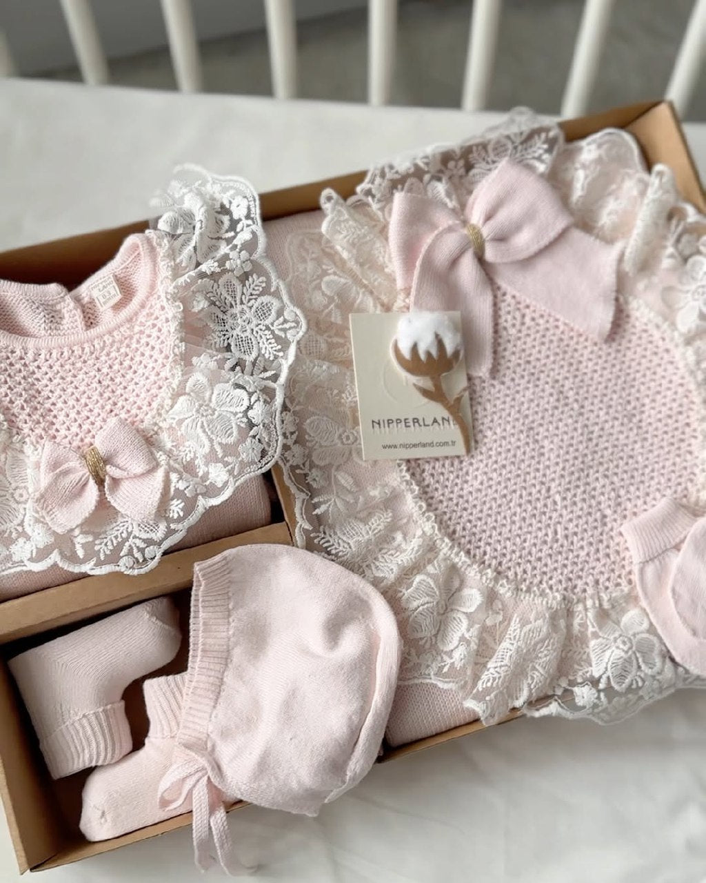 Baby Newborn 5 Teilig Strickset - Luxuriöse Spitzendetail und Schleife Rosa ⭐️Bestseller⭐️