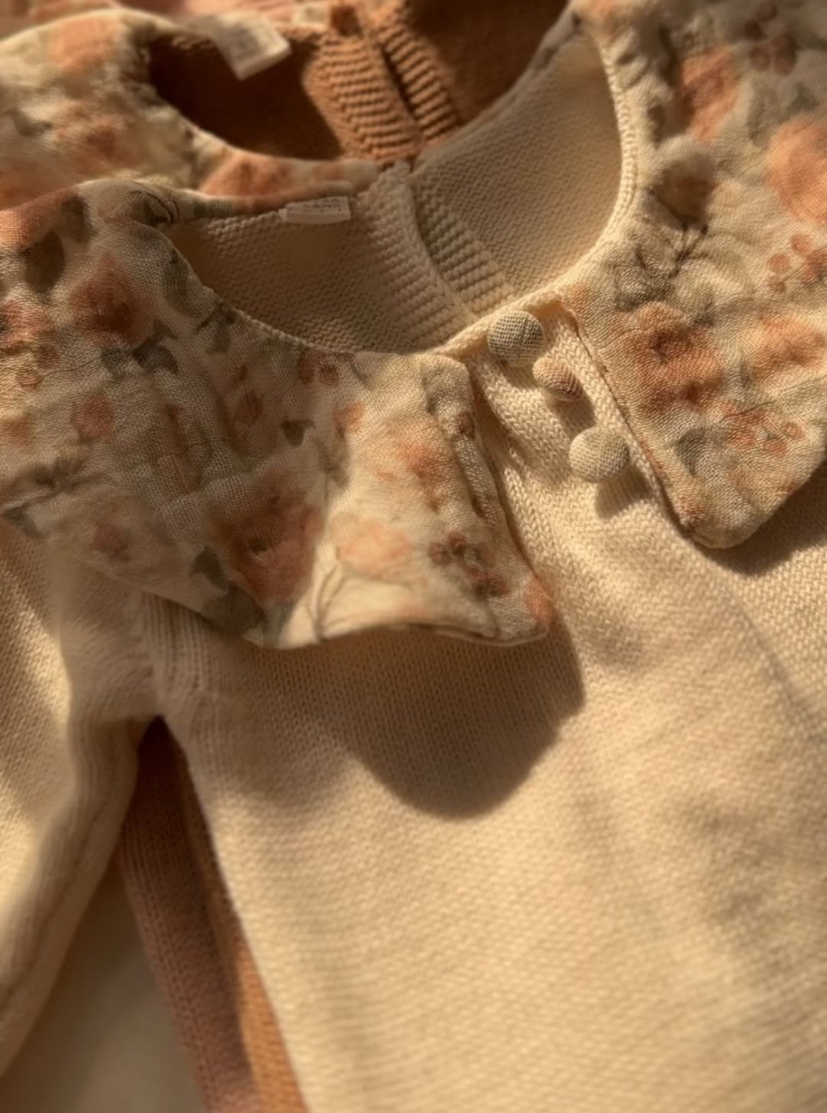 MINI Baby Newborn 4 Teilig Strickset - Vintage - Musselindetail - Creme