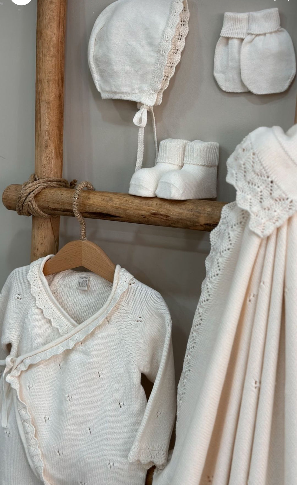 Baby Newborn 5 Teilig Strickset - Wickeloverall - Creme ***Lieferung in 3-4 Wochen***