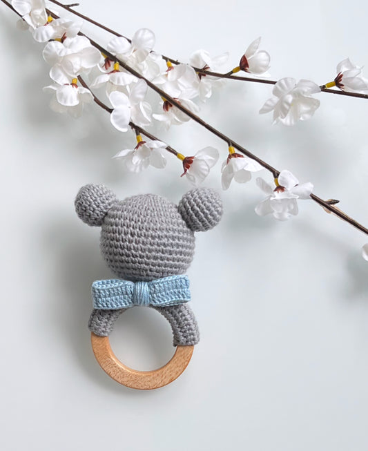 Rassel Maus Blauer Schleife Babyspielzeug 
Babyartikel