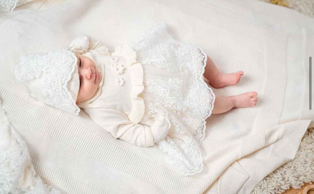 Baby Newborn 5 Teilig Strickset - Spitzendetail - Kleid - Creme (Kopie)