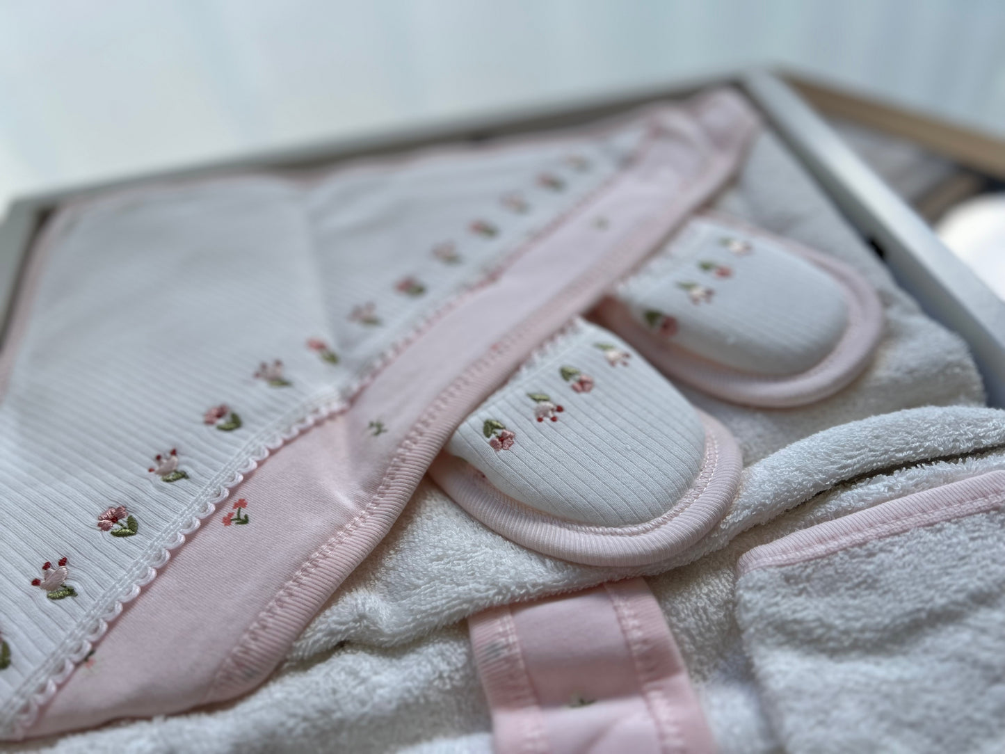 Baby Badeset Blumen - 4 Teilig - Ecru/Candy Blumen