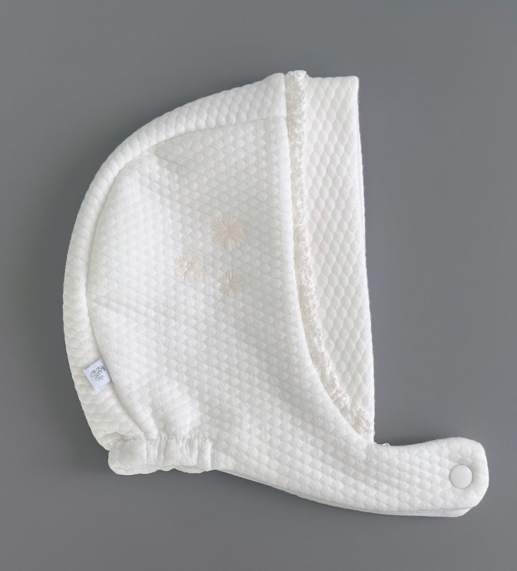 Baby Mütze 3 Blumig - Ecru
Newborn 