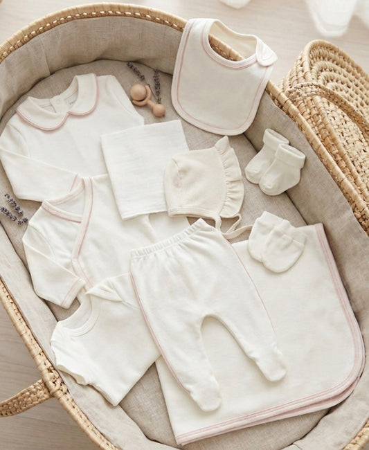Baby Erstaustattungspaket 10 Teilig mit zarter Rosa umrandung Baumwolle - Ecru/Rosa