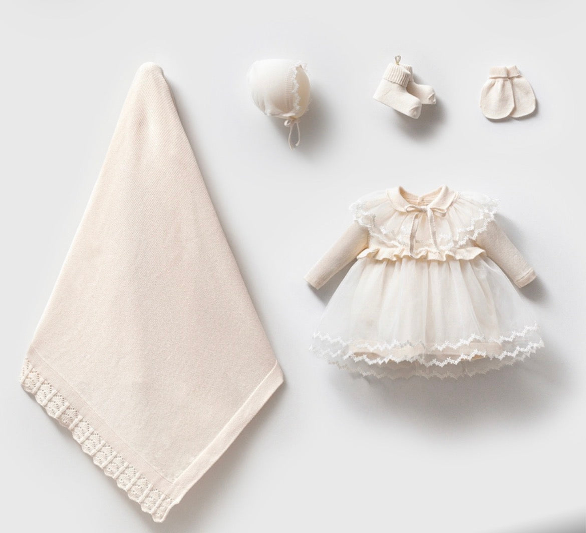 Baby Geschenkset “Pure Elegance” 5-Teilig / Creme ***Lieferung in 3-4 Wochen***