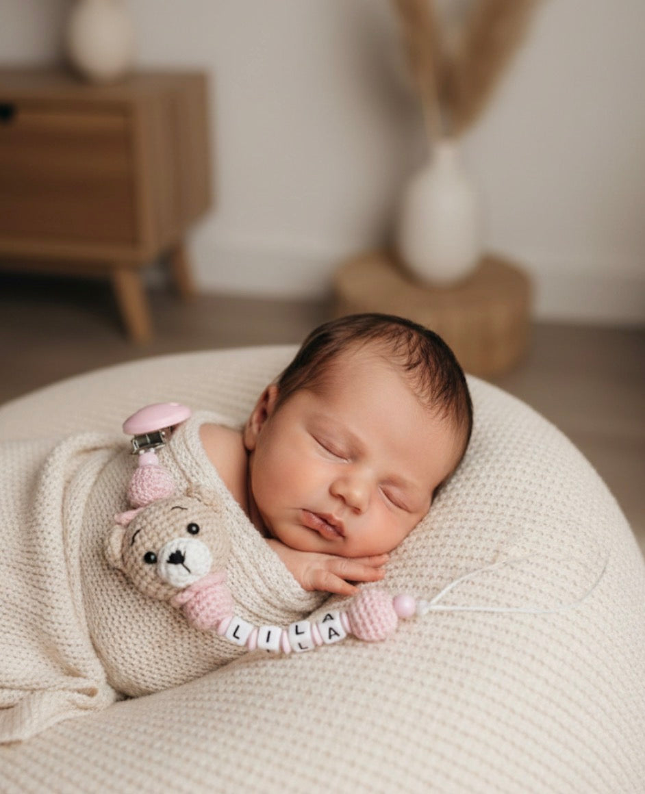 Schnullerkette Lovely Bär Lila