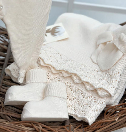 Baby Newborn 5 Teilig Strickset - Häkelmotiv Creme ***beliebt