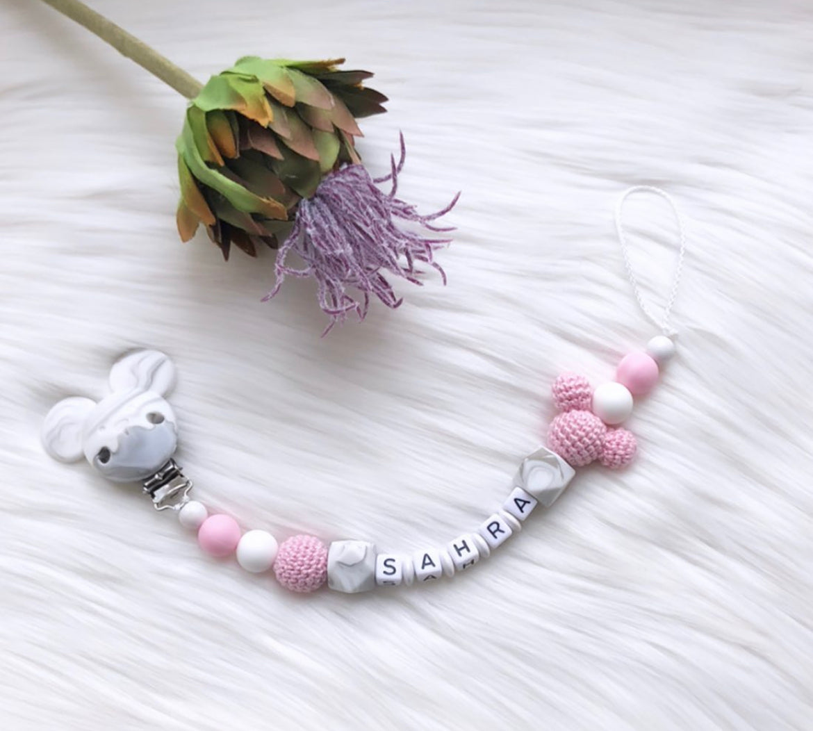 Schnullerkette mit Name Maya