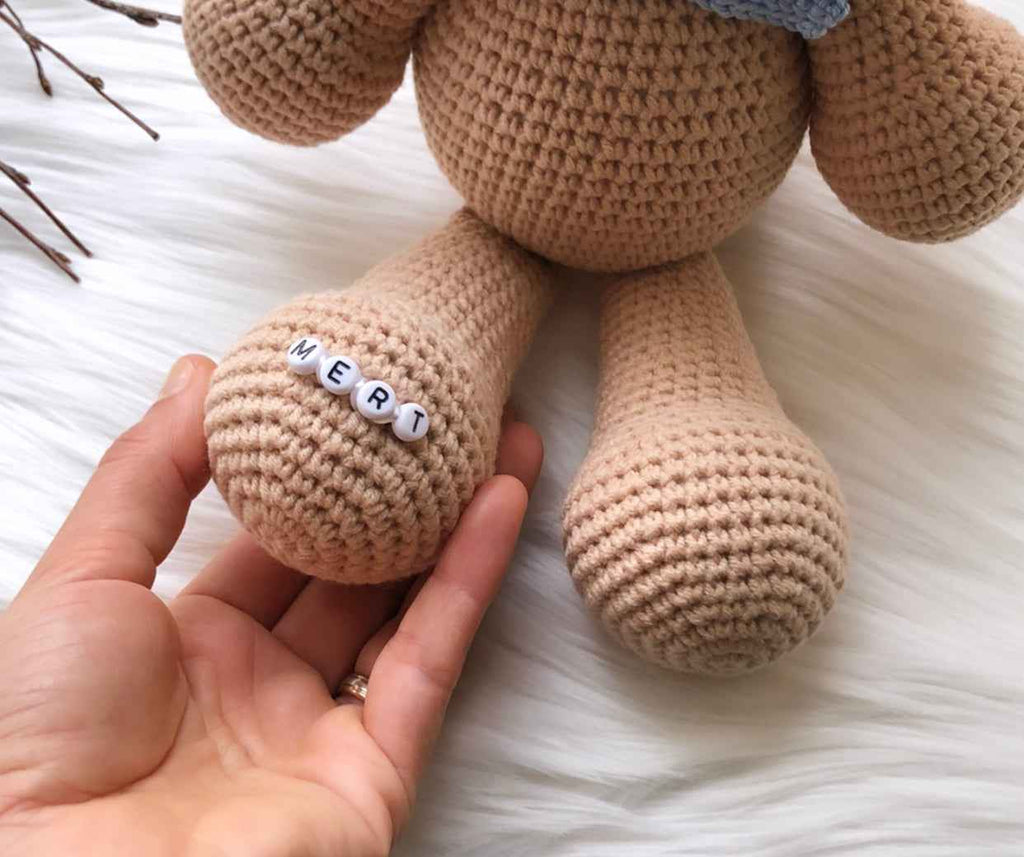 Kuscheltier Sweet Bär - Schnullerketten-Yasi